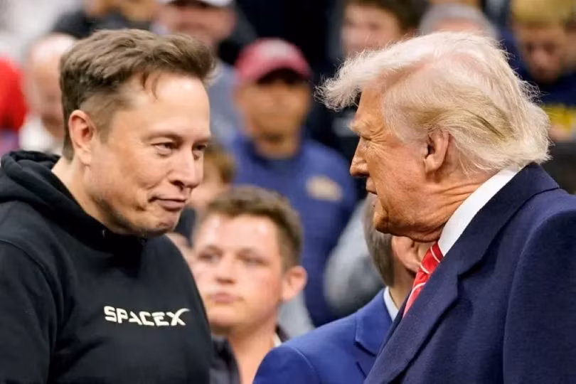 trump-va-elon-musk.jpg