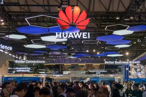 gian-hang-huawei.jpg