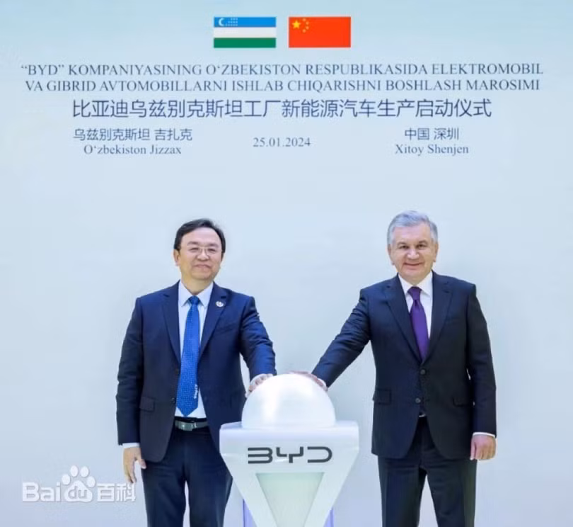 xay-nha-may-o-uzbech.jpg