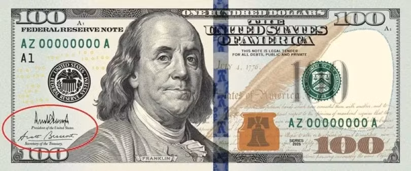 Tờ tiền mệnh giá 100 USD in chữ ký Tổng thống Donald Trump được ông đăng trên mạng xã hội cá nhân Truth Social. Ảnh: Worldjournal.