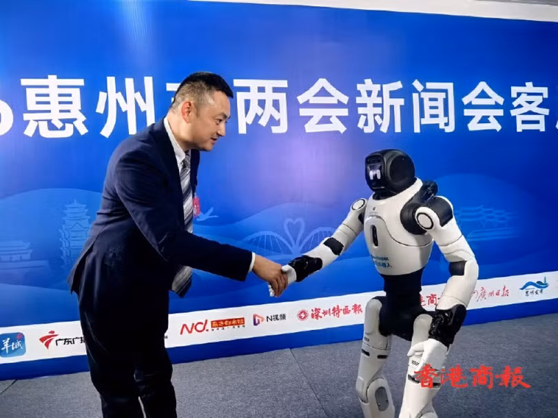 robot-phong-vien.jpg