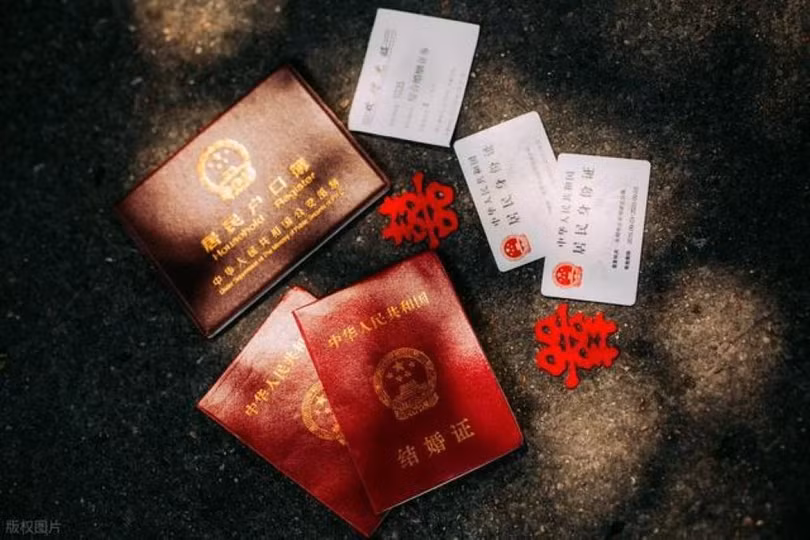 ket-hon-nhan-tien.jpg