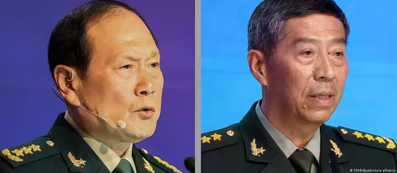 Hai cựu Bộ trưởng Quốc phòng Trung Quốc Ngụy Phượng Hòa (trái) và Lý Thượng Phúc (phải) bị tuyên án tử hình hoãn thi hành. Ảnh: TASS.