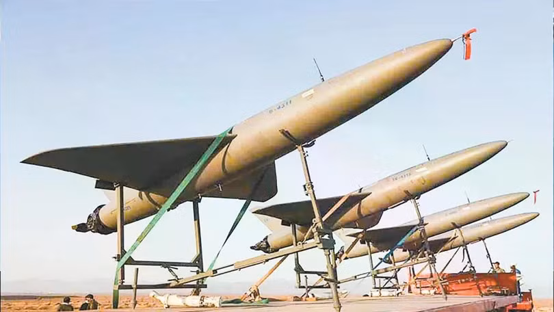 Máy bay không người lái cảm tử tầm xa Arash-2 của Iran có tầm bắn tới 2000 km. Ảnh: Huanqiu.