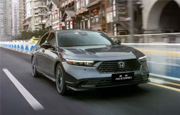 xe-honda-bi-canh-tranh.png