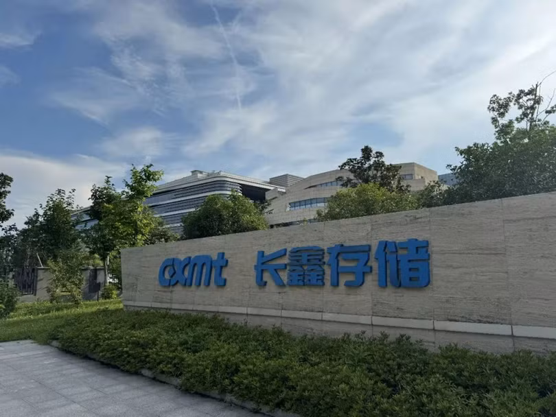 CXMT đã có bước tăng trưởng mạnh mẽ nhờ cơn sốt AI và thiếu hụt chip nhớ trên toàn cầu. Ảnh: HK01.