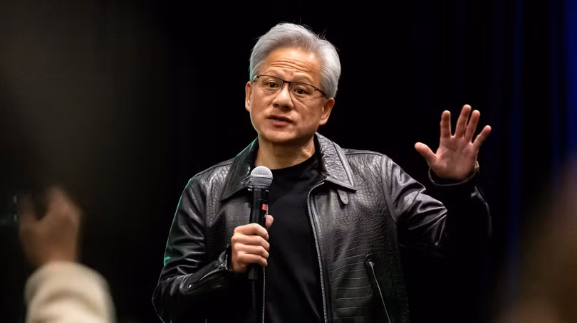 Việc ông Jensen Huang không có tên trong danh sách đoàn tháp tùng ông Trump tới Trung Quốc đã gây xôn xao trong cả giới công nghệ lẫn ngoại giao. Ảnh: Toutiao.