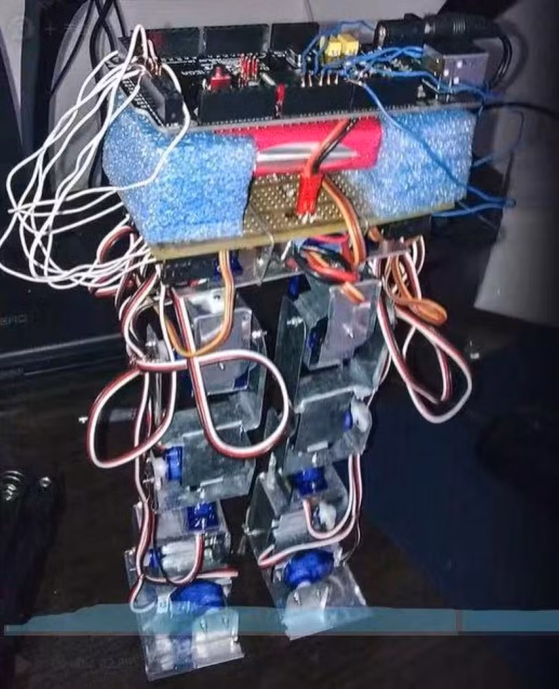 robot-tu-che-9581.jpg