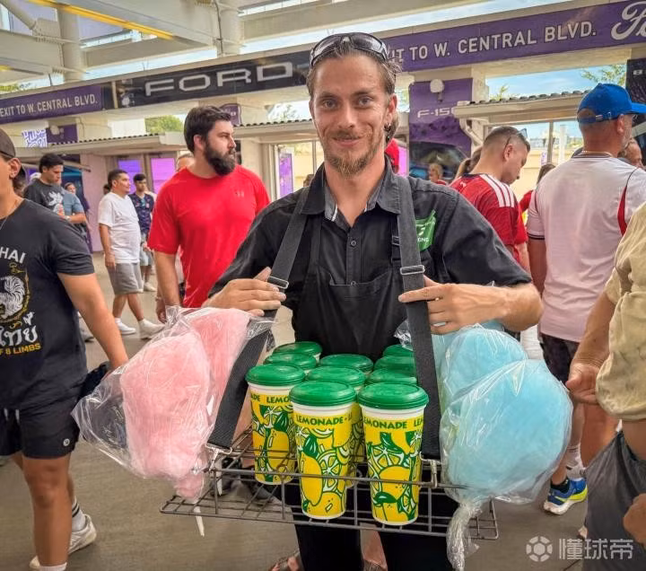 World Cup 2026 trở thành "lễ hội đồ ăn vặt". Ảnh: DQD.