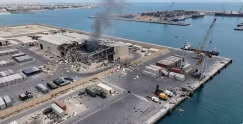 Căn cứ Hạm đội 5 Hải quân Mỹ ở Manama, Bahrain bị trúng tên lửa hôm 21/7, nhiều binh sĩ bị thương. Ảnh: Newtalk.