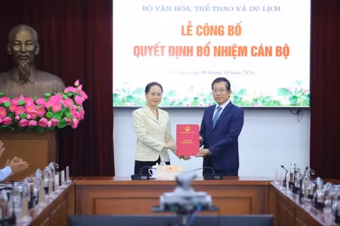 Ông Lưu Đình Phúc giữ chức Cục trưởng Xuất bản và Thư viện