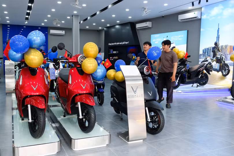 mo-hinh-showroom-cao-cap.jpg