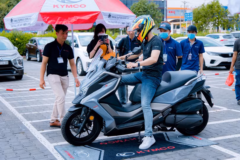 kymco-xciting-s350.jpg