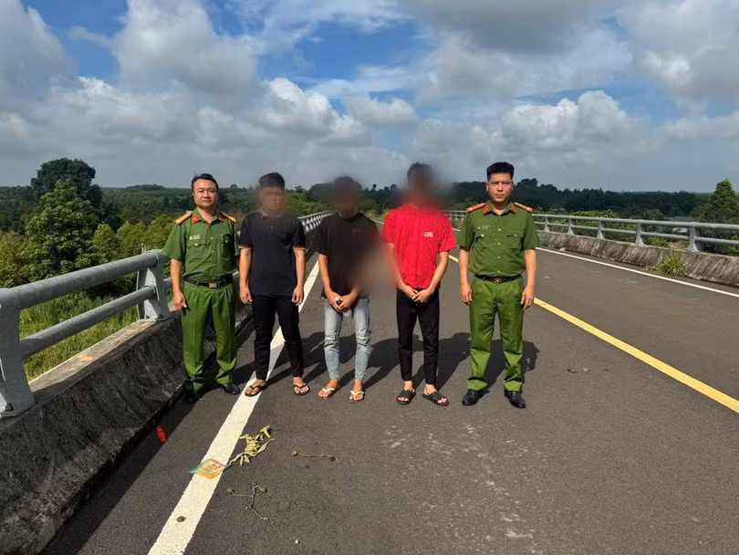Xác định đối tượng ném vật thể lạ vào ô tô trên cao tốc Phan Thiết - Dầu Giây