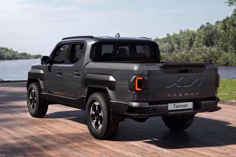 xe-ban-tai-la-mat-kia-tasman-xuat-hien-tai-viet-nam-co-gi-de-canh-tranh-ford-ranger-anh-4.jpg