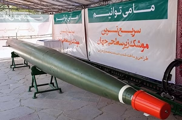 chitgar-naval-exhibition-hoot-torpedo.jpg