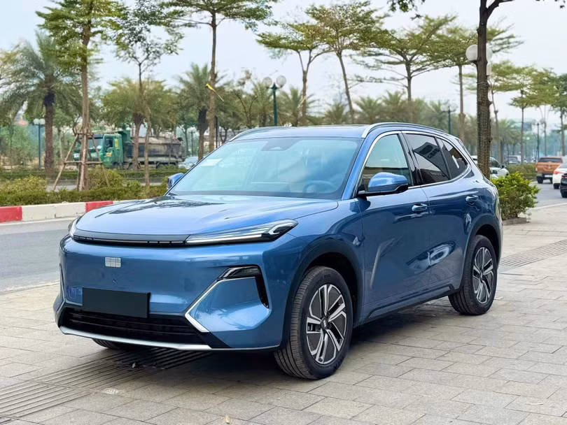 geely-ex5-emi.jpg