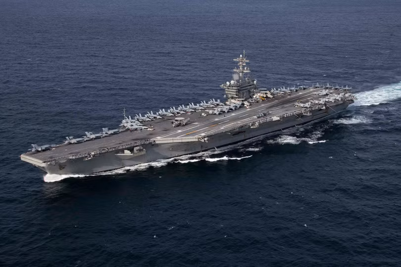uss-abraham-lincoln-cvn-72-underway-in-the-atlantic-ocean-on-30-january-2019-190130-n-pw716-1312.jpg