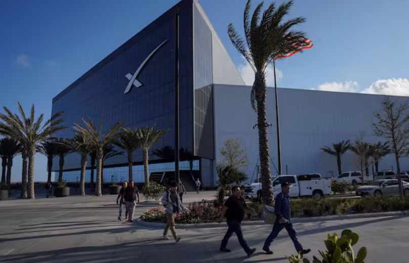 SpaceX đàm phán với Quỹ đầu tư công Saudi Arabia (PIF). Ảnh: Reuters.