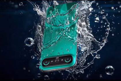 Tecno Camon 50 Slim hỗ trợ kháng nước IP68/IP69 và có chế độ chụp ảnh dưới nước. Ảnh: Tecno.