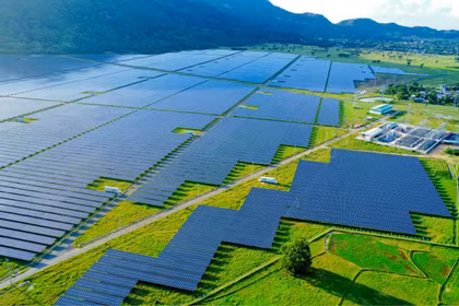 Một dự án điện mặt trời của Sao Mai Group đi vào vận hành