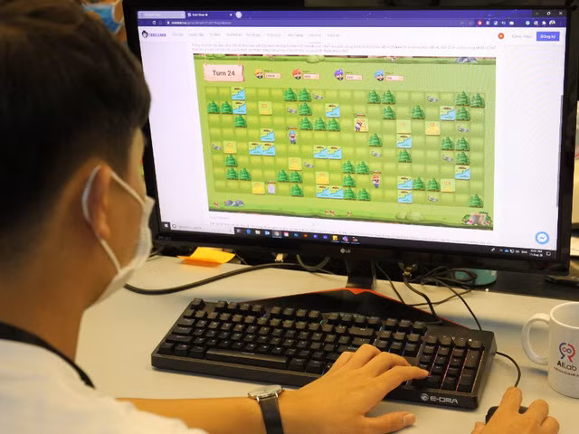 Game đào vàng thi trên nền tảng CodeLearn trong "Đấu trường AI". Game đào vàng thi trên nền tảng CodeLearn trong