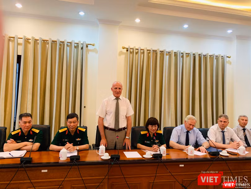 Viện sĩ Sidelnikov Nikolai Ivanovich - Giám đốc Viện Nghiên cứu khoa học dược liệu và tinh dầu Liên bang Nga mong muốn được hợp tác với các nhà khoa học Việt Nam 