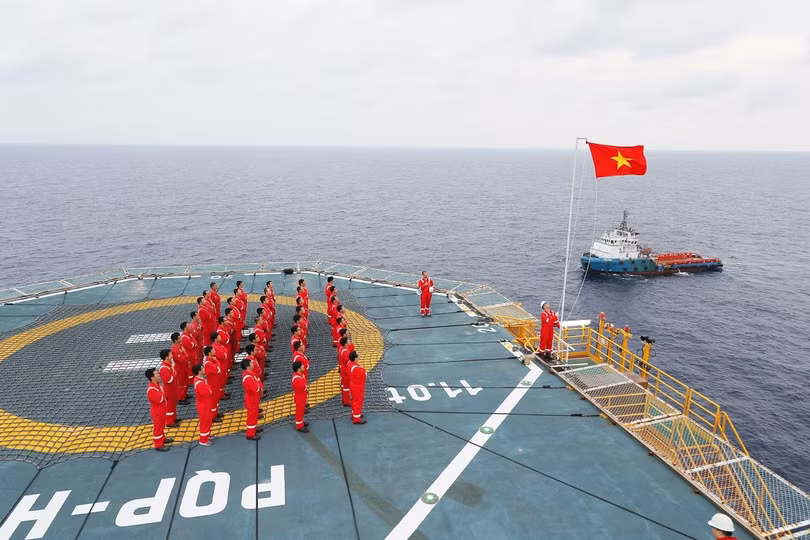 Hoạt động khai thác dầu khí của Việt Nam trong tình trạng giá dầu xuống thấp như hiện nay cho thấy thiệt hại về kinh tế là rõ ràng. (Nguồn: PVN)