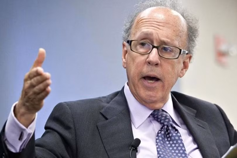 Giáo sư Stephen Roach: Hiệp định thương mại Mỹ - Trung giai đoạn đầu không phải là biện pháp hiệu quả để giải quyết các vấn đề cơ bản đã gây ra xung đột thương mại, mà chỉ có thể là một chiến thắng chính trị. Giáo sư Stephen Roach: Hiệp định thương mại Mỹ - Trung giai đoạn đầu không phải là biện pháp hiệu quả để giải quyết các vấn đề cơ bản đã gây ra xung đột thương mại, mà chỉ có thể là một chiến thắng chính trị.
