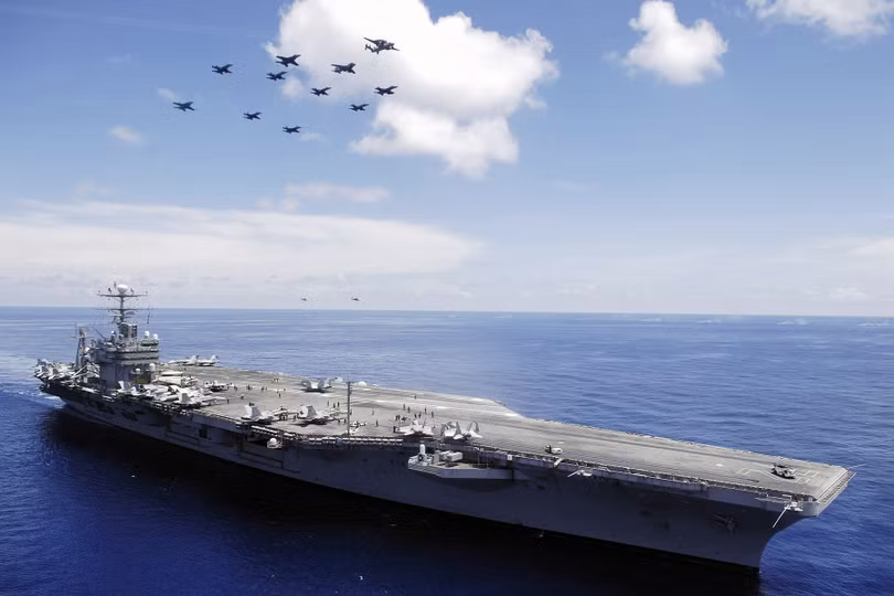 Tàu USS Abraham Lincoln CVN-72 hiện là con tàu sân bay hiện đại nhất trên thế giới.