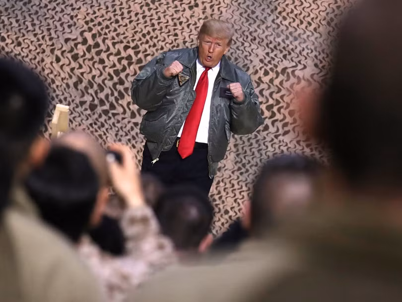 Ông Trump phát biểu hứa hẹn tăng lương bừa cho binh lính.