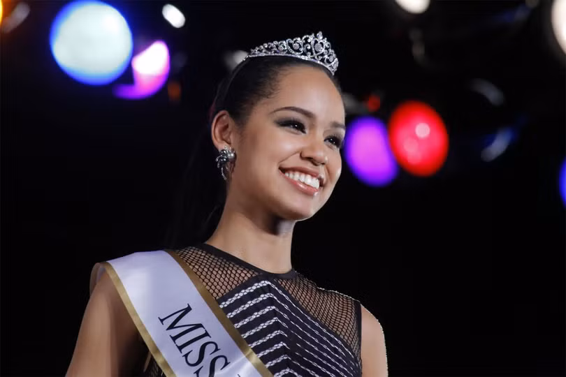 Vào năm 2015 chiến thắng của Arianna Miyamoto, cô gái lai có mẹ là người Nhật và cha là người Mỹ gốc Phi đã gây tranh cãi tại Miss Universe Japan. Ảnh: ALP