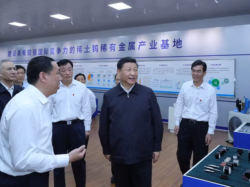 Chủ tịch Tập Cận Bình thăm nhà máy chế biến ở Giang Tây được xem là gửi thông điệp đe dọa tới Mỹ Chủ tịch Tập Cận Bình thăm nhà máy chế biến ở Giang Tây được xem là gửi thông điệp đe dọa tới Mỹ