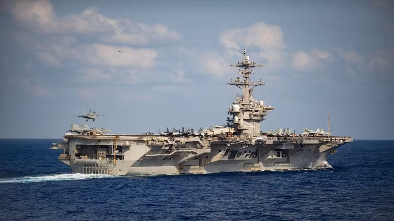 Tàu sân bay USS Roosevelt đã phải nằm bờ, cách ly thủy thủ ở Guam để chống dịch (Ảnh: US Navy). Tàu sân bay USS Roosevelt đã phải nằm bờ, cách ly thủy thủ ở Guam để chống dịch (Ảnh: US Navy).