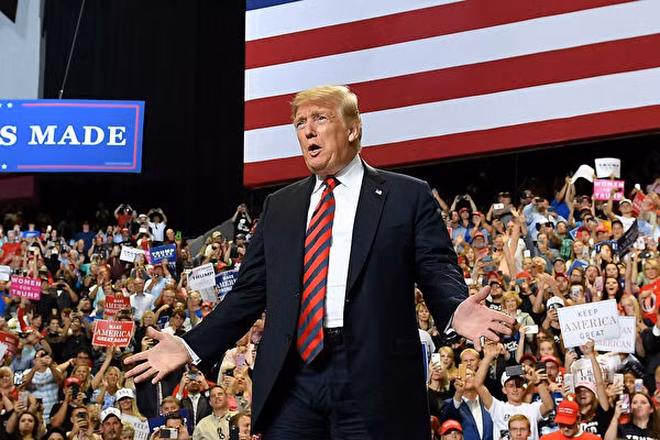 Ông Donald Trump nói trước các cứ tri Missouri: nếu Trung Quốc lại trả đũa, Mỹ vẫn còn nhiều biện pháp ứng phó Ông Donald Trump nói trước các cứ tri Missouri: nếu Trung Quốc lại trả đũa, Mỹ vẫn còn nhiều biện pháp ứng phó