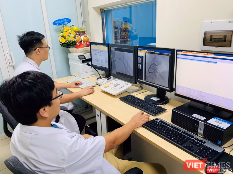 Máy chụp mạch số hóa xóa nền cho phép không phải phẫu thuật nhiều trường hợp