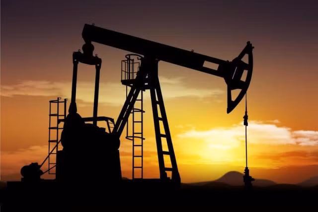 10 tài nguyên thiên nhiên sẽ sớm cạn kiệt theo thời gian ảnh 7 Oil Natural Resources That Will Deplete Soon
