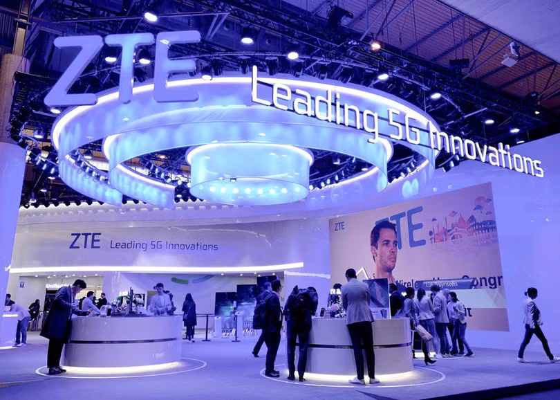 Gian hàng thiết bị viễn thông của ZTE tại triển lãm thương mại MWC Barcelona hàng năm được tổ chức vào tháng 2. Ảnh: SCMP