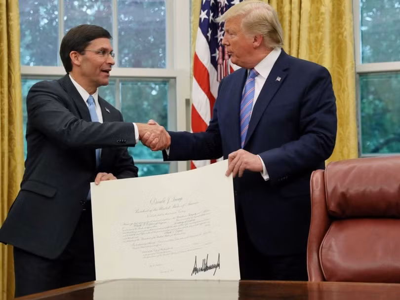 Ngày 23/7/2019, Tổng thống Donald Trump quyết định bổ nhiệm ông Mark Esper làm Bộ trưởng Quốc phòng Ngày 23/7/2019, Tổng thống Donald Trump quyết định bổ nhiệm ông Mark Esper làm Bộ trưởng Quốc phòng