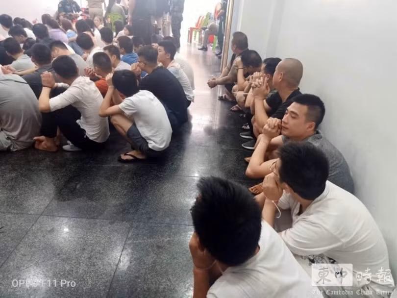 Một ổ đánh bạc bất hợp pháp gồm toàn người Trung Quốc bị bắt Một ổ đánh bạc bất hợp pháp gồm toàn người Trung Quốc bị bắt