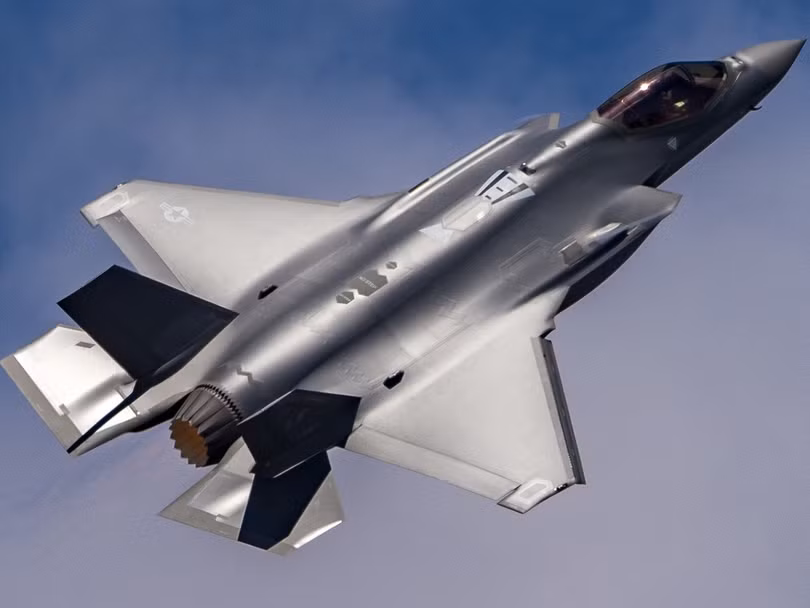 Máy bay chiến đấu tàng hình F-35 hiện đại của Mỹ được cung cấp cho một số nước đồng minh và đối tác của Mỹ. Máy bay chiến đấu tàng hình F-35 hiện đại của Mỹ được cung cấp cho một số nước đồng minh và đối tác của Mỹ.