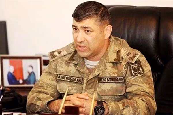 Armenia đã công bố bắt làm tù binh Thiếu tướng quân đội Azerbaijan Maisbaru Hudalov (Ảnh: Sohu). Armenia đã công bố bắt làm tù binh Thiếu tướng quân đội Azerbaijan Maisbaru Hudalov (Ảnh: Sohu).