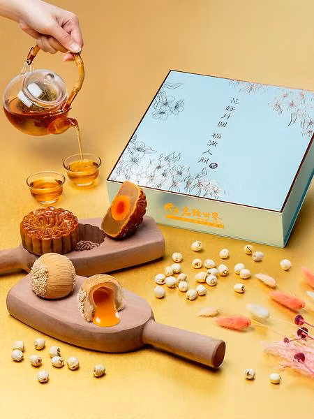 Bánh của Feng Shui Inn. Ảnh: CNA