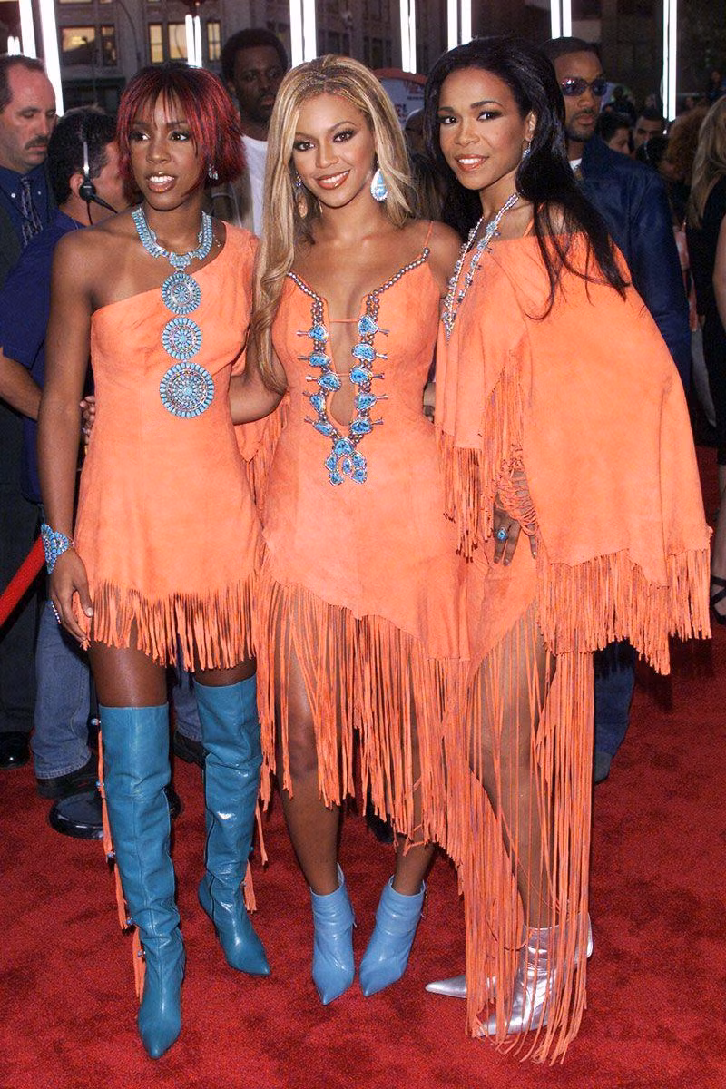 Destiny's Child, 2001. Ảnh: Harpers Bazaar Destiny's Child, 2001. Ảnh: Harpers Bazaar