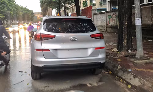 Thiết kế đuôi xe thay đổi nhẹ so với hiện tại.