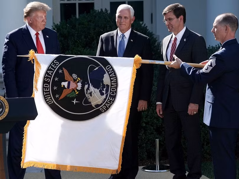 Ngày 29/8/2019, Tổng thống Donald Trump tuyên bố thành lập quân chủng Không gian Mỹ (Ảnh: VCG)