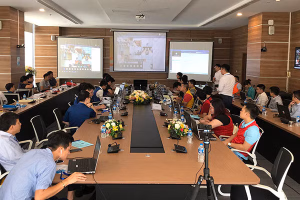 Chương trình diễn tập ứng cứu khẩn cấp sự cố an toàn thông tin cho ngành Hải quan diễn ra ngày 13/6/2020. Chương trình diễn tập ứng cứu khẩn cấp sự cố an toàn thông tin cho ngành Hải quan diễn ra ngày 13/6/2020.
