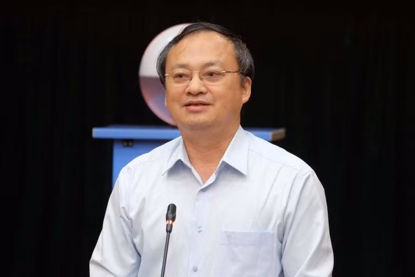 Bí thư tỉnh ủy Hưng YênĐỗ Tiến Sĩ phát biểu tại buổi làm việc.