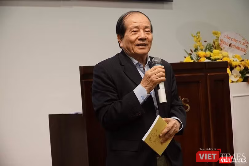 Nhà thơ Hữu Thỉnh - Chủ tịch Liên hiệp các hội VHNT Việt Nam, Chủ tịch Hội Nhà văn Việt Nam Nhà thơ Hữu Thỉnh - Chủ tịch Hội Liên hiệp VHNT Việt Nam, Chủ tịch Hội Nhà văn Việt Nam