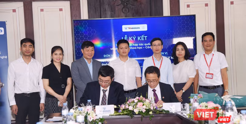 Lễ ký kết hợp tác nghiên cứu khoa học giữa Trường Đại học Y Hà Nội với Viện nghiên cứu Dữ liệu lớn -VinBigdata Lễ ký kết hợp tác nghiên cứu khoa học giữa Trường Đại học Y Hà Nội với Viện nghiên cứu Dữ liệu lớn, VinBigdata